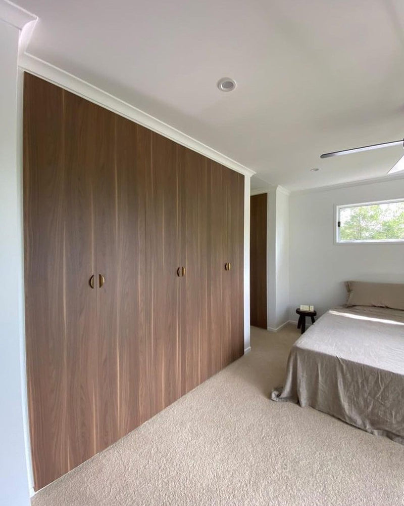 Woodgrain Walnut
